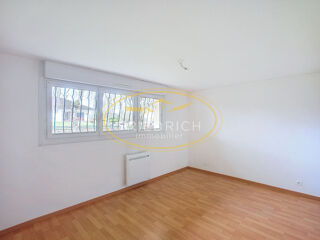  Maison à louer 6 pièces 138 m²
