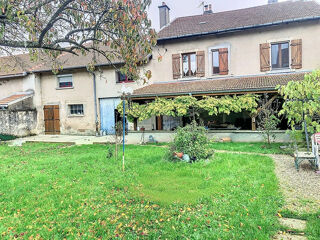  Maison  vendre 10 pices 370 m