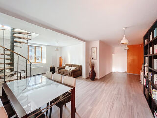  Maison � vendre 8 pi�ces 260 m�