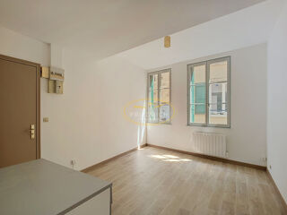  Appartement à louer 1 pièce 22 m²
