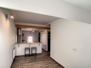  Appartement à louer 2 pièces 34 m²