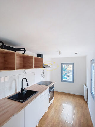  Appartement à louer 2 pièces 36 m²