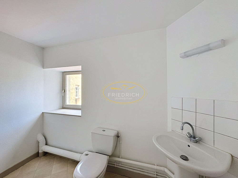 SPACIEUX F4 DUPLEX DE 80 m2 EN PLEIN COEUR DE VILLE