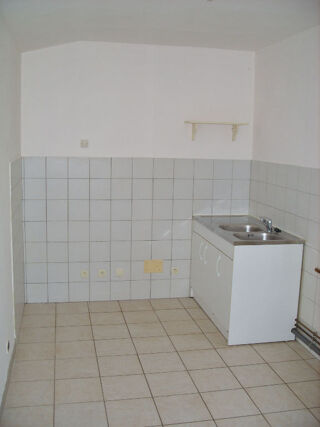  Appartement à louer 2 pièces 46 m²