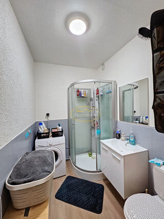  Appartement à louer 2 pièces 52 m²