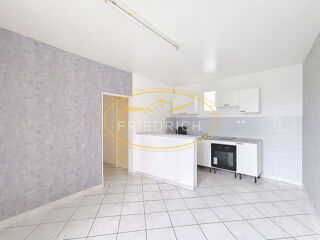  Appartement à louer 2 pièces 35 m²