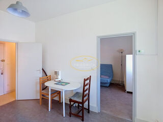  Appartement à louer 1 pièce 30 m²
