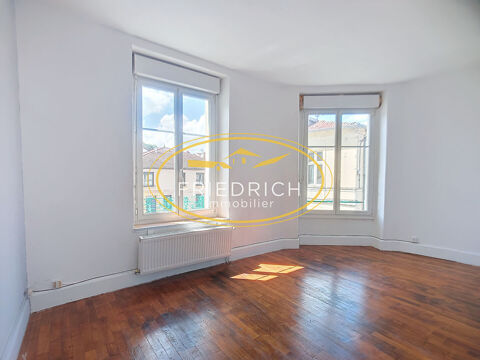  Appartement � louer 3 pi�ces 77 m�