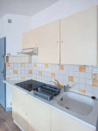  Appartement à louer 2 pièces 35 m²