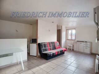  Appartement à louer 1 pièce 25 m²