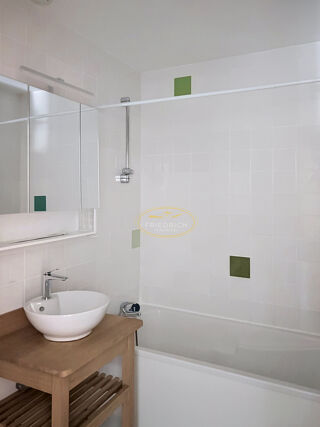  Appartement à louer 3 pièces 50 m²