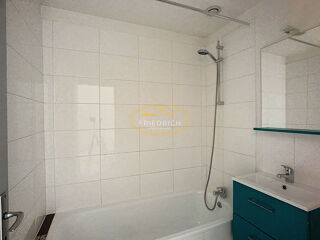  Appartement à louer 2 pièces 42 m²
