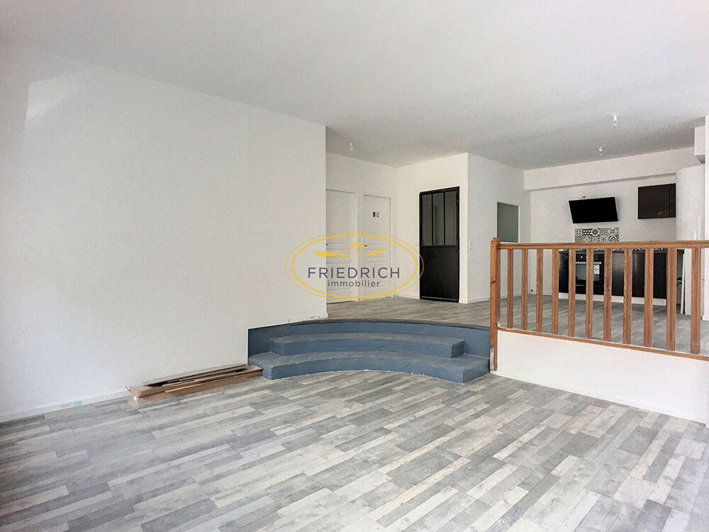 Location Appartement Appartement entièrement rénové - Centre-ville de ST-MIHIEL St mihiel