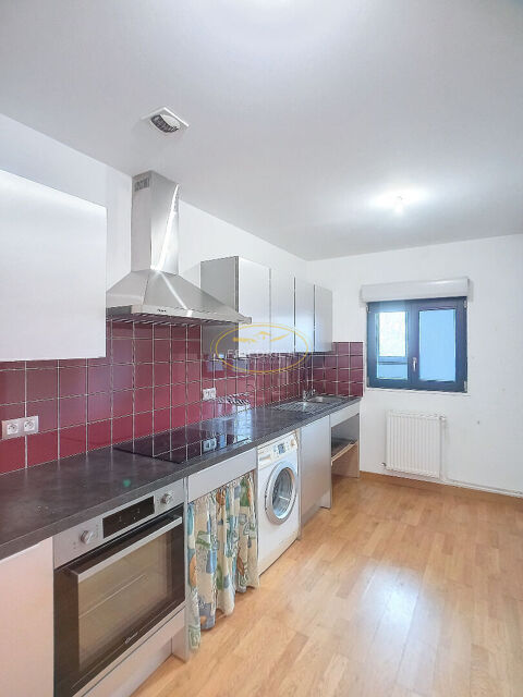   STUDIO Rez-de-chauss�e Appartement - 1 pi�ce(s) - 37 m�