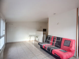  Appartement à louer 1 pièce 25 m²