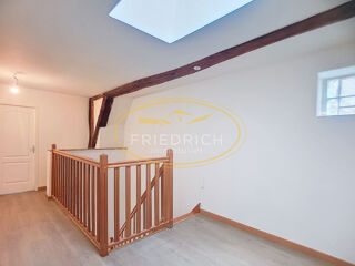 Appartement à louer 4 pièces 104 m²