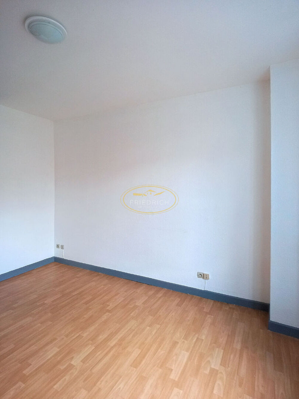 Location Appartement STUDIO - CENTRE-VILLE DE BAR-LE-DUC Bar le duc
