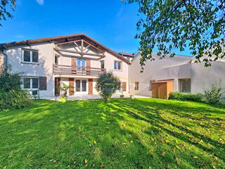  Maison  vendre 8 pices 283 m