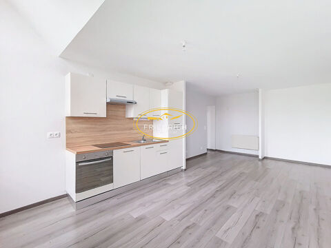   Appartement type F2 rénové en centre-ville Appartement - 2 pièce(s) - 51 m²