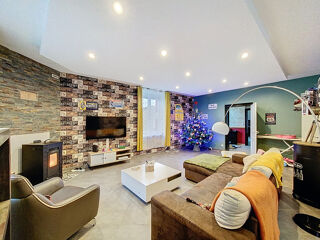  Maison � vendre 9 pi�ces 302 m�