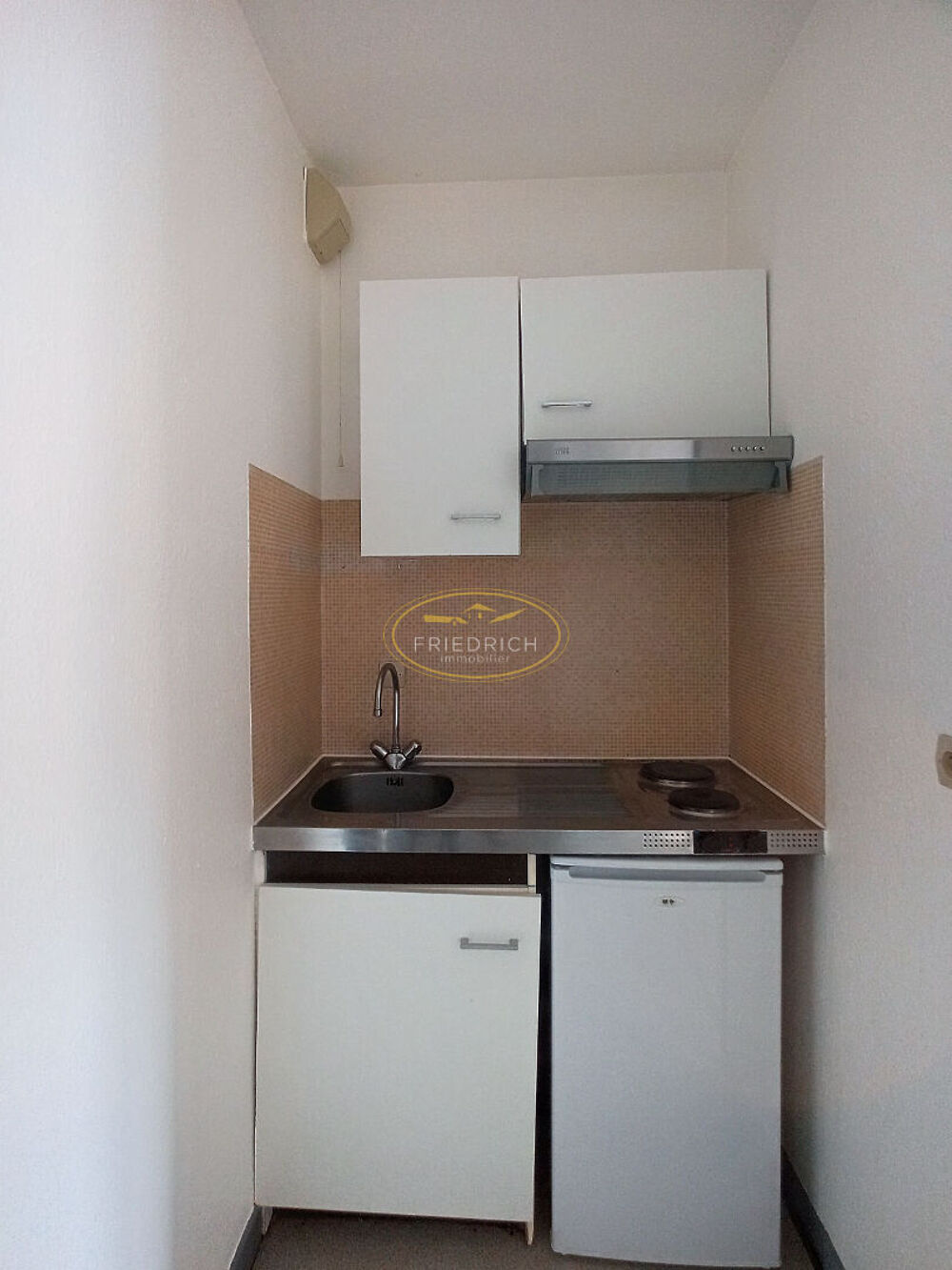 Location Appartement STUDIO - CENTRE-VILLE DE BAR-LE-DUC Bar le duc
