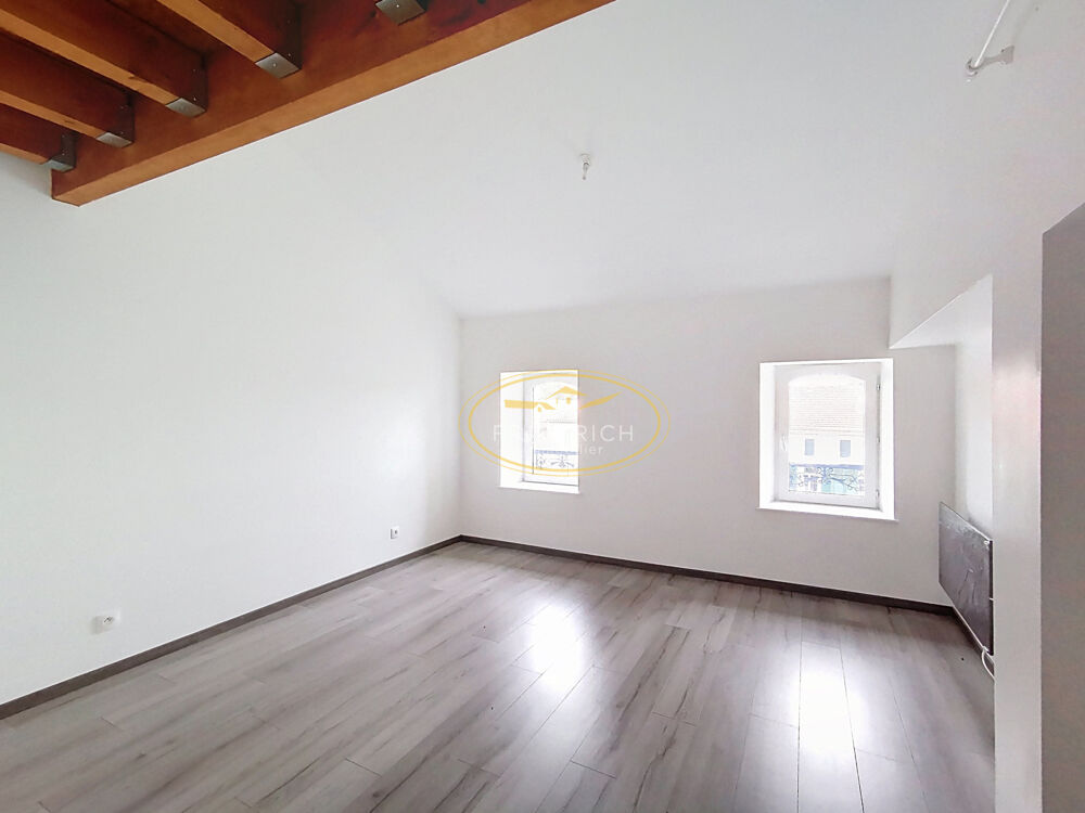location Appartement - 4 pièce(s) - 90 m² Ligny-en-Barrois (55500)