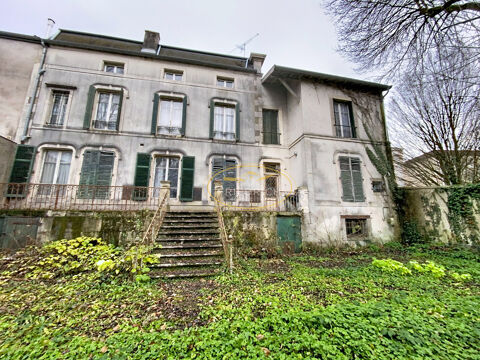   MAISON DE CARACT�RE A FORT POTENTIEL EN PLEIN CENTRE Maison - 9 pi�ce(s) - 215 m�