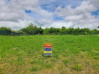  Terrain à vendre 886 m²