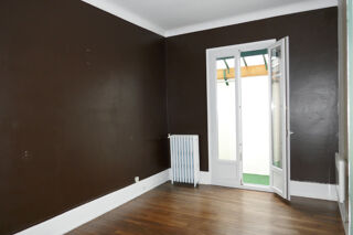  Appartement à louer 6 pièces 160 m²