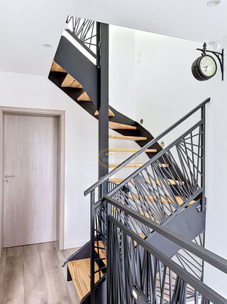  Maison à louer 3 pièces 77 m²