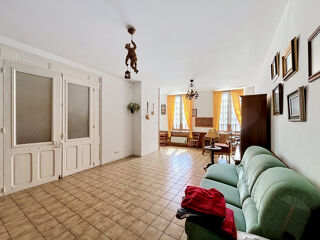  Immeuble � vendre 380 m�
