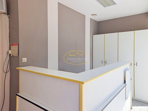   LOCAL COMMERCIAL ou PROFESSIONNEL - Centre-ville 