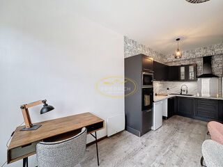  Appartement à louer 1 pièce 37 m²