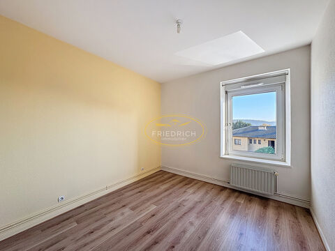  Appartement � louer 4 pi�ces 72 m�