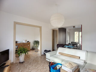  Appartement à louer 4 pièces 72 m²