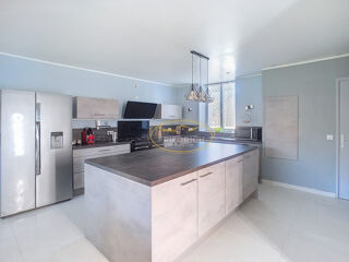  Maison � vendre 8 pi�ces 186 m�