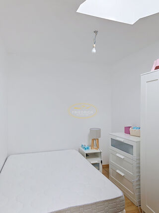  Appartement à louer 2 pièces 54 m²