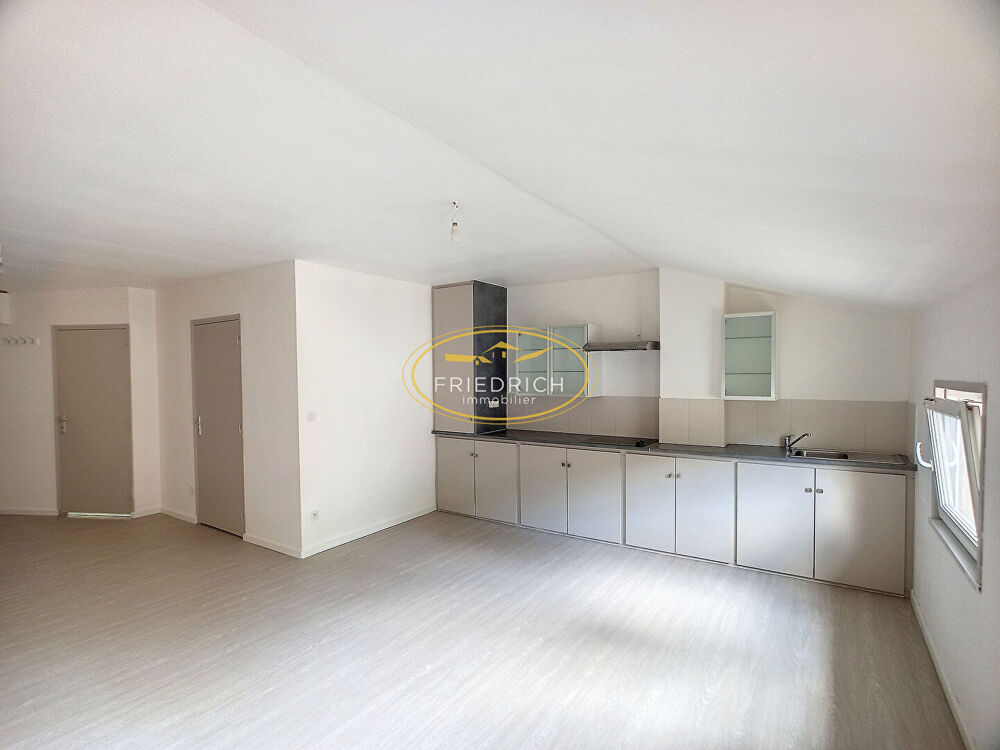 APPARTEMENT Type F2 - ENTIÈREMENT RÉNOVÉ - BAR-LE-DUC