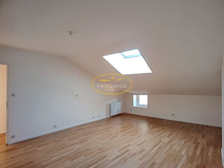  Maison à louer 4 pièces 127 m²