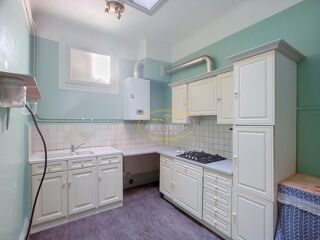  Appartement à louer 6 pièces 160 m²