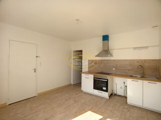  Immeuble à vendre 243 m²