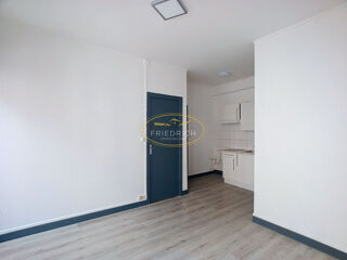  Appartement à louer 2 pièces 31 m²