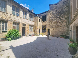  Propriété/château à vendre 8 pièces 416 m²