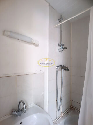 Appartement à louer 1 pièce 25 m²