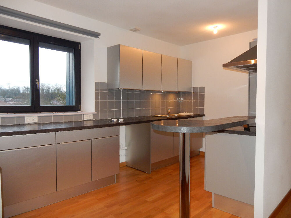 location Appartement - 4 pièce(s) - 94 m² Gondrecourt-le-Château (55130)