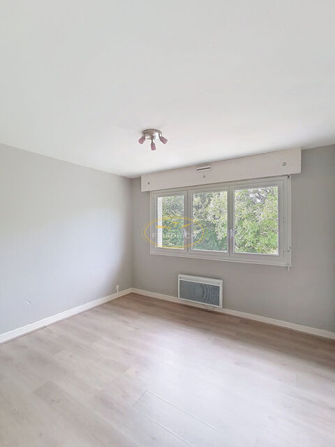  Appartement � louer 4 pi�ces 99 m�