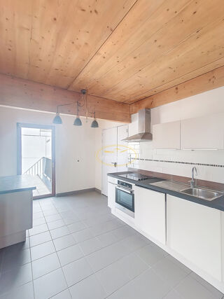  Appartement � louer 3 pi�ces 93 m�