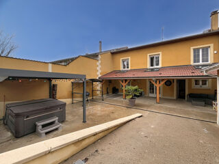  Maison � vendre 7 pi�ces 218 m�