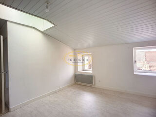  Appartement à louer 1 pièce 25 m²