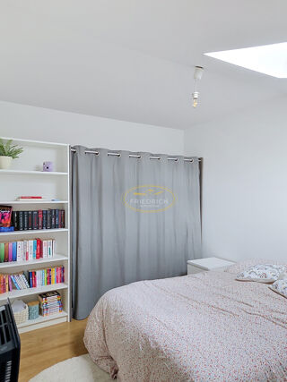  Appartement à louer 2 pièces 54 m²